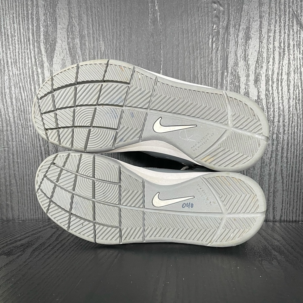 Nike Team Hustle D7 size 7Y - Picture 5 of 8